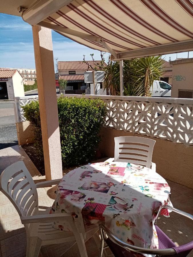 La Brise Marine Entre Mer Et Lac Marin, Terrasse, 5Mn De La Plage Wifi Apartment Port-la-Nouvelle Luaran gambar